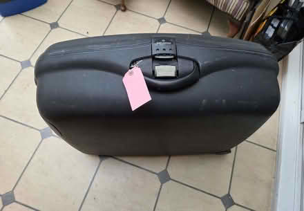 Photo of free Large Samsonite suitcase (Purley CR8) #3