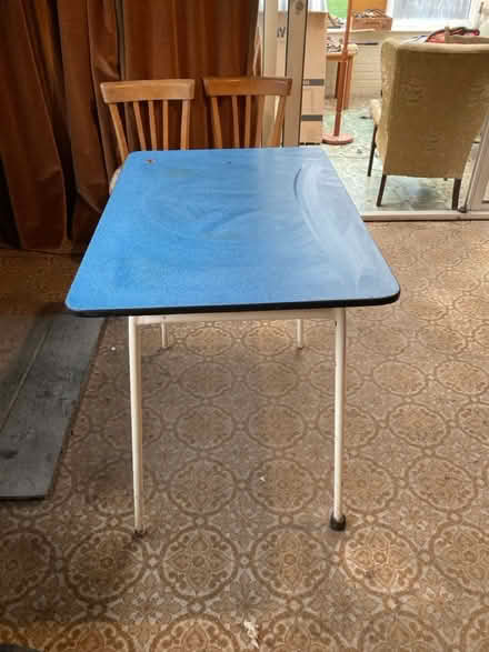 Photo of free Retro kitchen table (Selsey PO20) #1