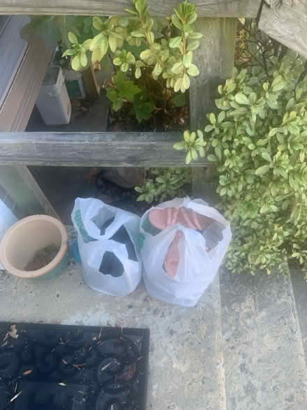 Photo of free summer shoes 8.5-9 older nikes 6.5y (germantown) #1