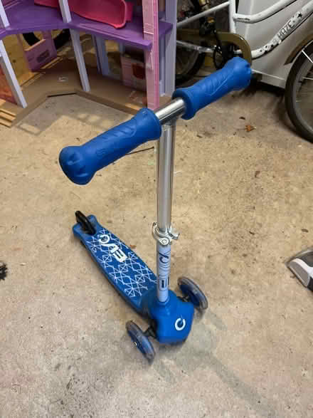 Photo of free Kids scooter (Watitune Avenue, CV100BF) #1