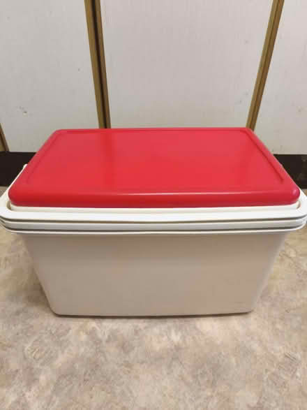 Photo of free Cool box (TN39 4JT) #1