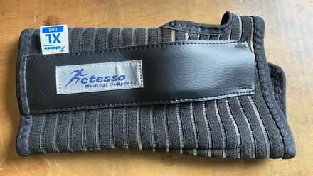 Photo of free Wrist support for man's left wrist (Theale RG7) #1