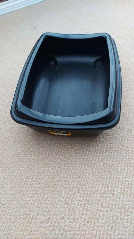 Photo of free Cat Litter Tray (Seghill NE23) #1