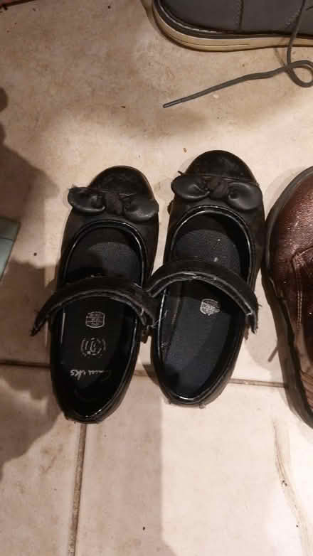 Photo of free Girls shoe bundle (Kingston KT1) #3