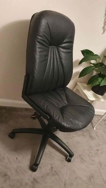 Photo of free Desk chair (Fenlake MK42) #2