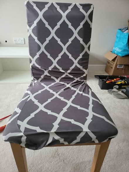 Photo of free Table and 6 chairs (Chadwell Heath RM6) #4