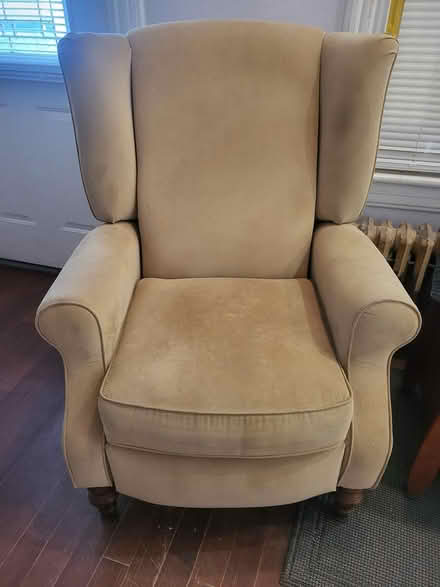 Photo of free Gold Chair (Milltown, 08850) #1