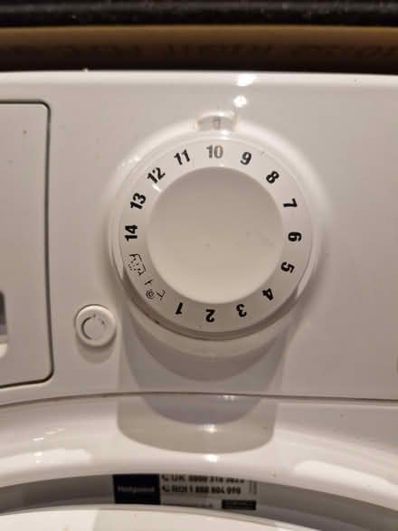 Photo of free Hotpoint Washing machine (Binfield RG42) #3