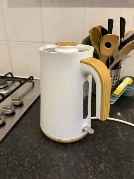 Photo of free Scandi style kettle (N8 Hornsey) #1