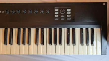 Photo of free MIDI keyboard - komplete kontrol (Stavordale Rd N5) #2