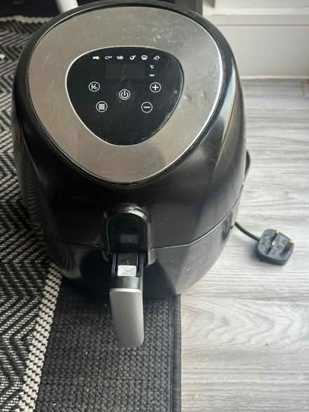 Photo of free Tower Air Fryer (Wolverhampton WV10) #2