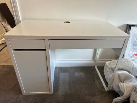 Photo of free IKEA desk / dressing table (Hove, Lansdowne Place, BN3) #1