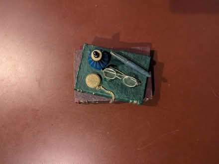 Photo of free Bookish paperweight (Fanwood) #3