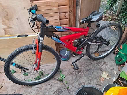 Photo of free Boys / man's bike (Wollaton Park, NG8) #1