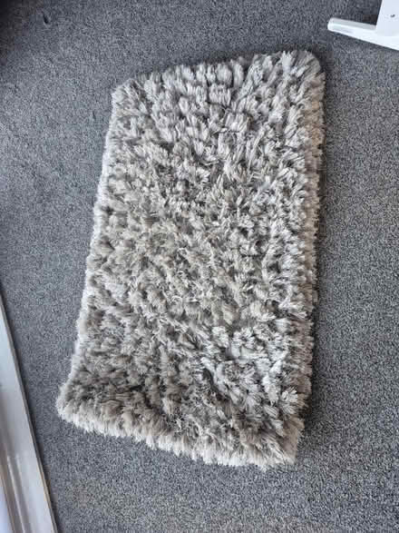 Photo of free Lovely Rug (Prescot Merseyside) #1