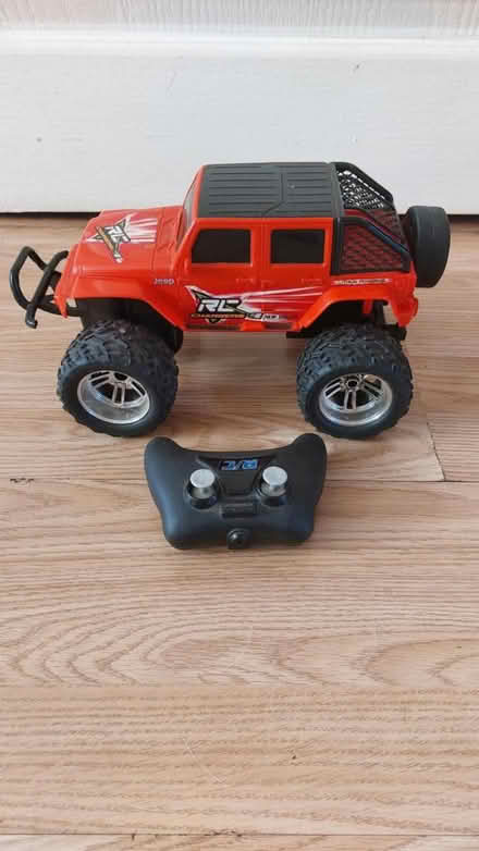 Photo of free Remote control ferrari car (L39) #4