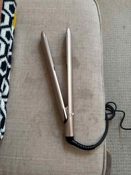 Photo of free Babyliss hair straightener (Upper Holloway N19) #3