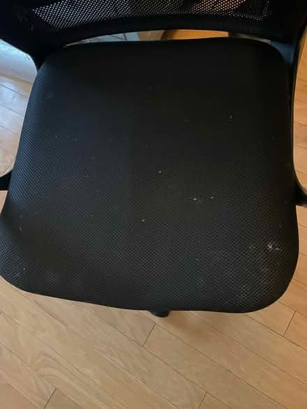 Photo of free desk chair (South Maple Ave) #2