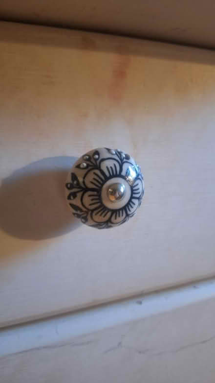 Photo of free Chest of drawers (SE27) #3