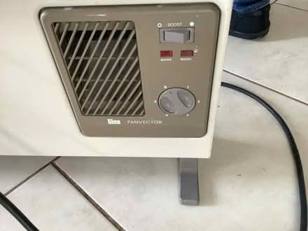 Photo of free Large electric fire/ fan heater (Bromley BR2) #3