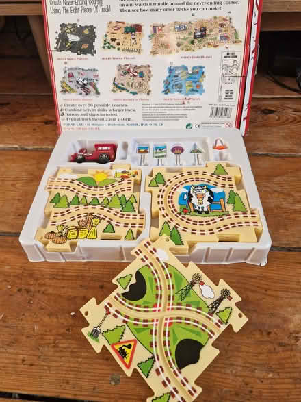 Photo of free Farm and space vehicle puzzle toys (GU12) #1