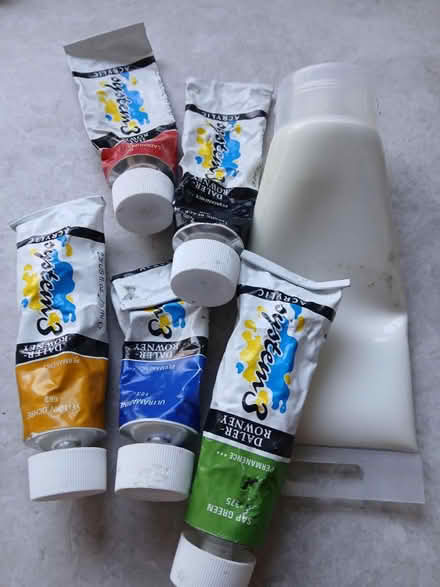 Photo of free Acrylic paints (Meldreth) #1