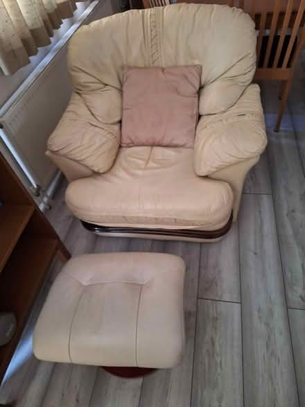 Photo of free Two leather chairs, one swivel (Shenfield CM15 8NA) #4