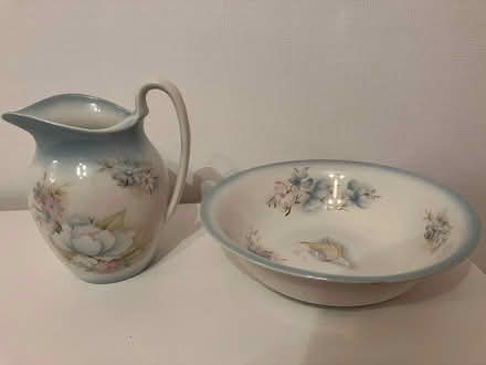 Photo of free Jug and Ewer (Bilton HG1) #3