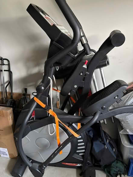 Photo of free Sole Elliptical Fitness Equipment (Powell ohio) #2
