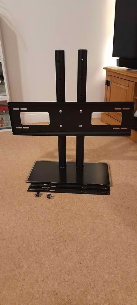 Photo of free universal tv stand (AB33) #1