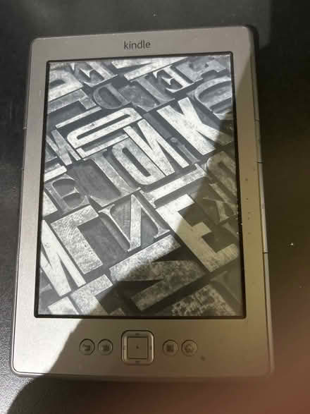 Photo of free Kindle D01100 (Barr Beacon B74) #1