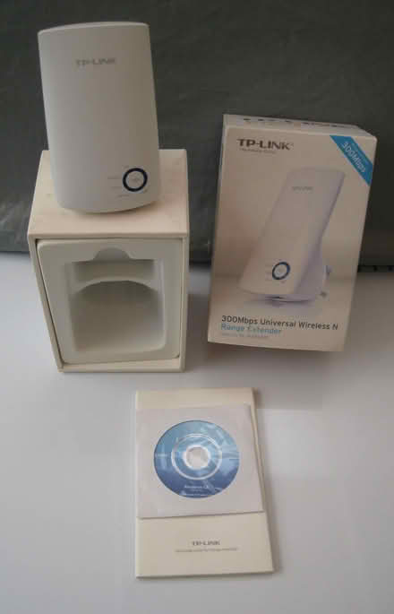 Photo of free TP-Link Universal Wireless Range Extender (Kidlington OX5) #1