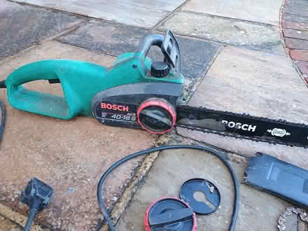 Photo of free Bosch AKE 40-18S Electric chainsaw (Blackwater GU17) #3
