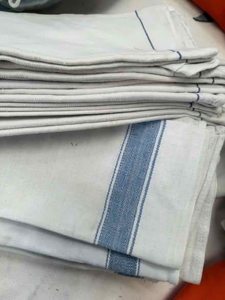 Photo of free Kitchen cloths used ex rental (SW19 South Wimbledon) #1
