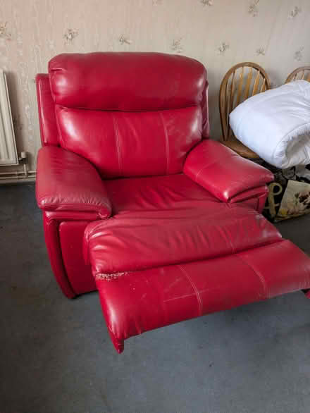 Photo of free Red leather 3 seat settee and armchair (Potters Bar EN6) #3