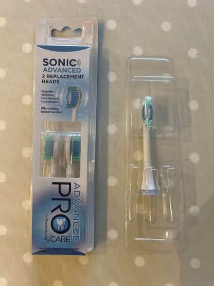 Photo of free New Sonic advanced toothbrush heads (West Kirby) #1