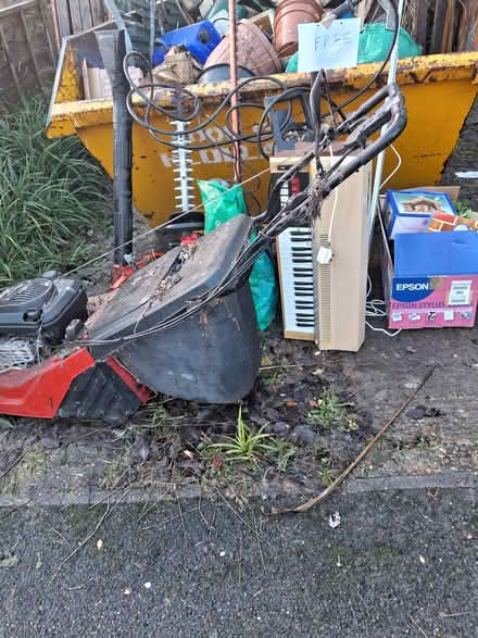 Photo of free House clearance (Winchester SO SO22) #1