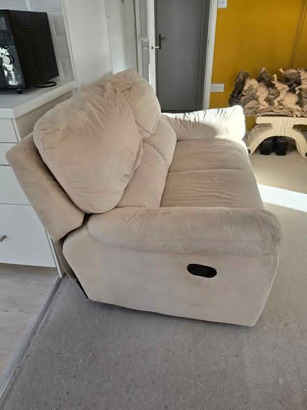 Photo of free 2-seater manual recliner (Sp7 8da) #2