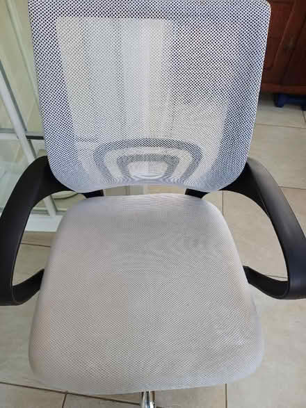 Photo of free Office chair with wheels (Moor Park HA6) #4