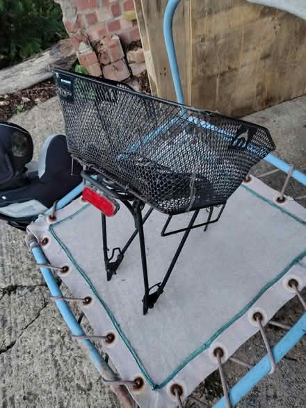 Photo of free bt win bike rack (Botley road rail station (OX2)) #1