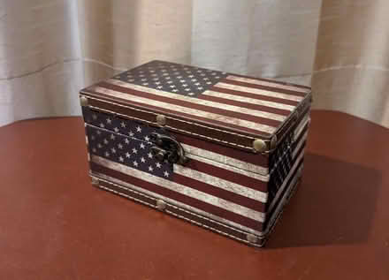 Photo of free American flag storage box (Fanwood) #1