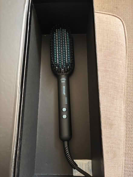 Photo of free Hot brush to straighten hair (Upper Holloway N19) #2