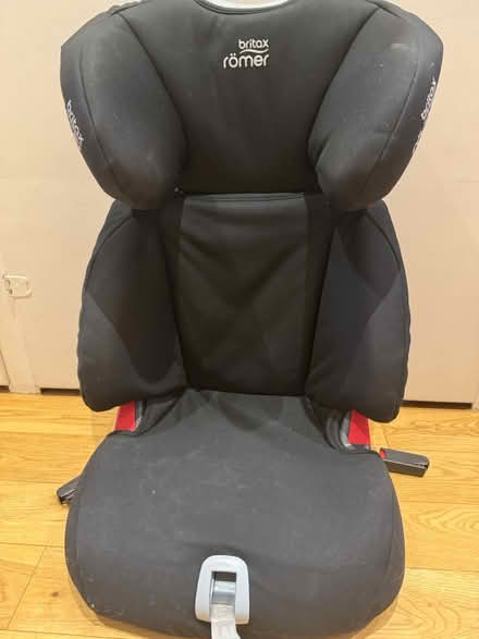 Photo of free Children’s booster seat - 15-36KG (Enfield, EN2) #1