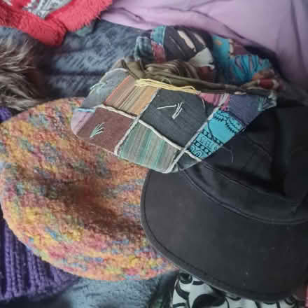 Photo of free Hats & Gloves (Morda SY10) #4