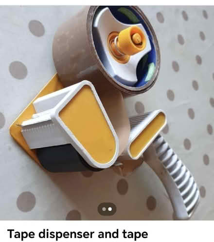 Photo of tape dispenser (Stanley Common DE7) #1