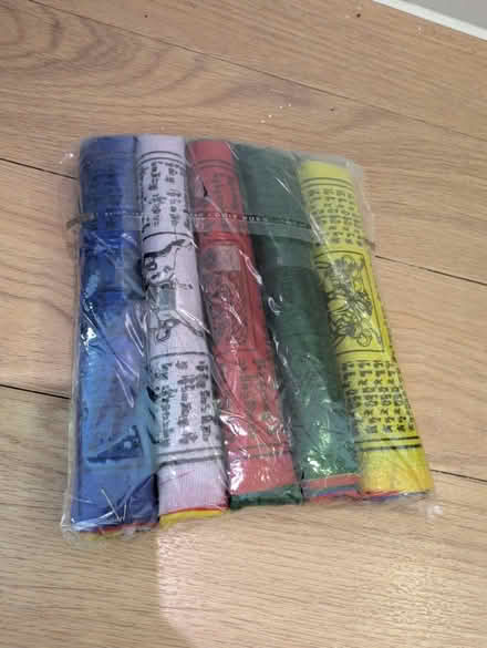 Photo of free Buddhist prayer flag (Bethnal Green E2) #2