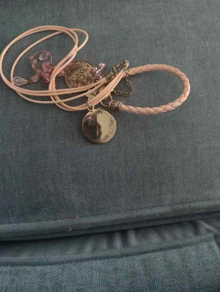 Photo of free Fashion jewelry (BR1) #1