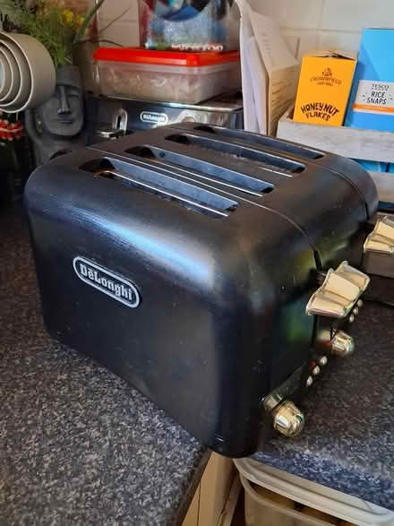 Photo of free DeLonghi toaster (Codnor DE5) #1