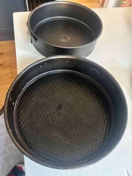 Photo of free Cake springform (KT9 Chessington) #2