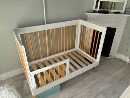 Photo of free Baby cot (W13 ealing) #4